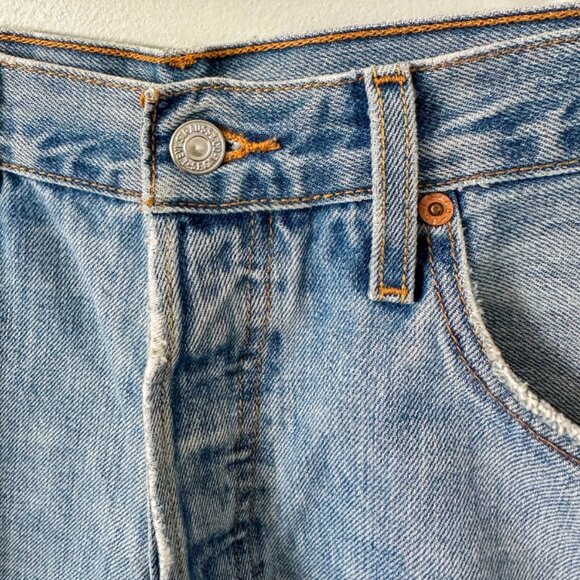 Vintage Levi's 501 Cut Off Denim Shorts - Size 33 - Picture 6 of 11